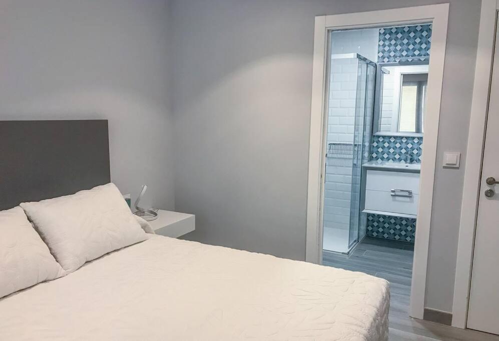 Sakura Homes Ponferrada Centro 8 Plazas Bagian luar foto